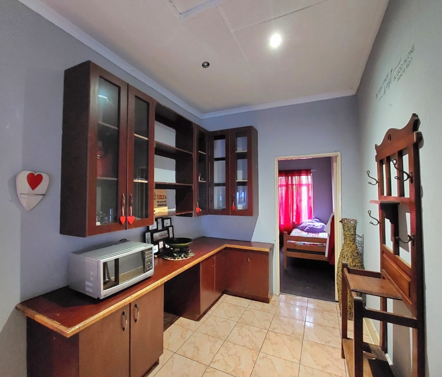 6 Bedroom Property for Sale in Brits North West